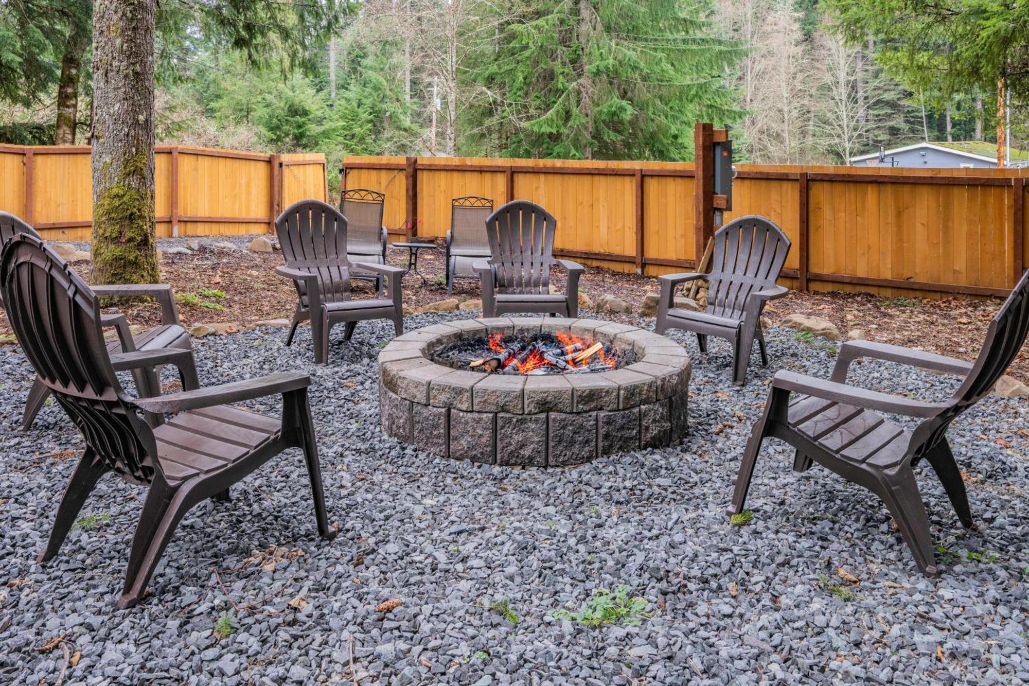 Mt. Rainier Cabin W/Hot Tub 阿什福德 外观 照片